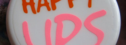 И вот оно - счастье! Бальзам для губ Oriflame Very Me Happy Lips Lip Balm в оттенке Mocha Berry