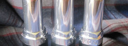 К западу от Октября. Губная помада Avon Ultra Color Bold Lipstick в оттенках 25910 Bold Bordeaux, 27258 Ruby Shock и 27288Sangria Shock