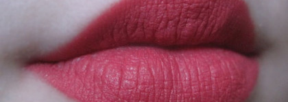 Самый яркий кошмар. Deborah Milano Atomic Red Mat Lipstick в оттенке №19