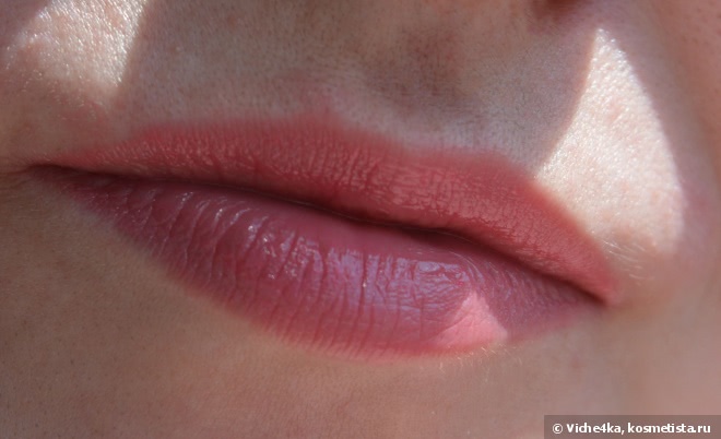 Весна пришла с Dior Addict Lipstick Vibrant Color Spectacular Shine #578 Diorkiss