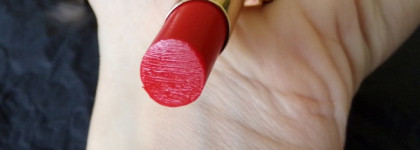 Помада Estee Lauder Pure Color Envy Shine в оттенке 350 Empowered