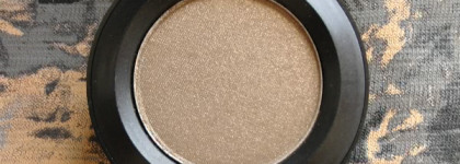 Мас: Eye Shadow # Patina и Amplified Creme lipstick # Blankety