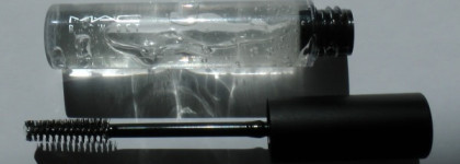 Прозрачный гель для бровей от Мас и The Body Shop