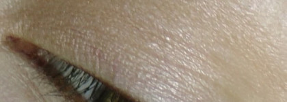 Светлые оттенки теней от Dior, Laura Mercier, Clarins, Catrice и the Balm