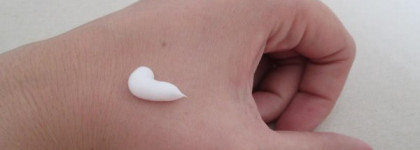 Aveeno. Daily moisturising lotion. Увлажняющий лосьон для тела с овсом