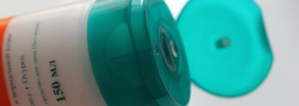 Крем для умывания и крем для кожи вокруг глаз от "Himalaya herbals"