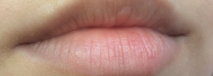 Весенние Clarins Joli Rouge Lipstick #711 Papaya и Clarins Rouge Eclat Lipstick #04 Tropical Pink