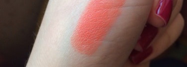 Весенние Clarins Joli Rouge Lipstick #711 Papaya и Clarins Rouge Eclat Lipstick #04 Tropical Pink