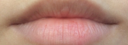 Весенние Clarins Joli Rouge Lipstick #711 Papaya и Clarins Rouge Eclat Lipstick #04 Tropical Pink