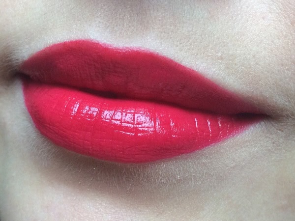 Bourjois Rouge Edition Velvet Lipstick в оттенках #02 Frambourjoise и #07 Nude-ist