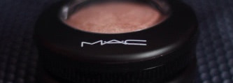 Любимые "сверкалки" MAC Mineralize Skinfinish в оттенках Lightscapade и Soft and Gentle
