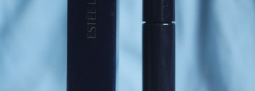 Новинка Little Black Primer Estēe Lauder - Многофункциональное средство для ресниц "Маленький черный праймер"