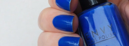 Сине-зеленое настроение с лаками Runail Professional Envy