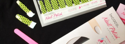 Неоновое лето c полосками Incoco и лаком Orly