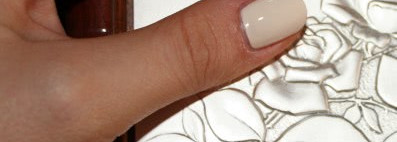 Летний молочный крем для принцесс. OPI My Vampire Is Buff NL E82