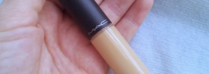 MAC Select Moisturecover Cache-Cernes NC 20