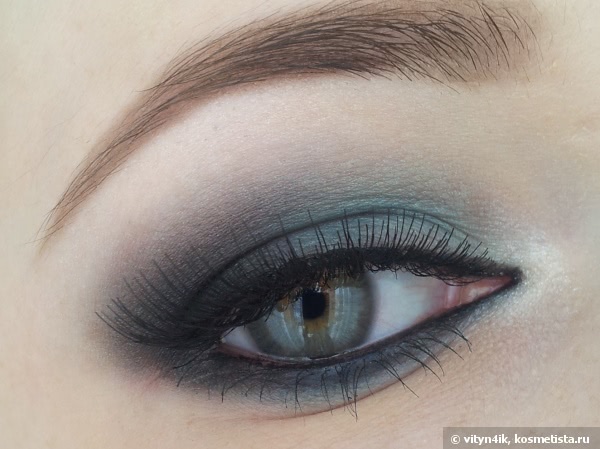 Make-Up Atelier Paris Eyeshadow Palette T25 Aquatic Blue