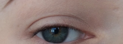 Стойкий консилер MAC Pro Longwear Concealer Cache-Cernes в оттенке NC20