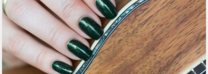 China Glaze - Glittering Garland