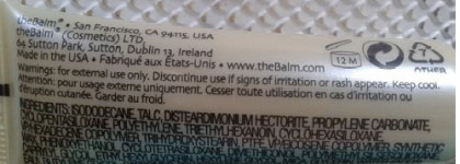 Поможем теням держаться дольше с помощью Базы под тени theBalm Put A Lid On It