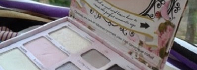 Любимица Too Faced Romantic Eye Classic Beauty Shadow Collection