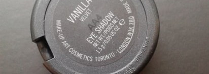 Порция красоты от МАС Eye Shadow Fard A Paupiers Vanilla и кисть №217