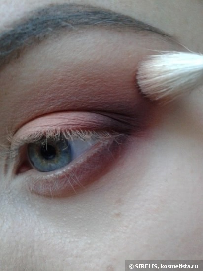 Макияж с палеткой Make-Up Atelier Paris Eyeshadow Palette T19 Bois De Rose + яркий акцент