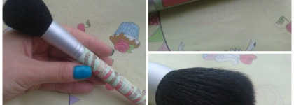 3 кисти помощницы от theBalm