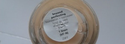 Clinique Beyond Perfecting Foundation + Consealer №1 Linen