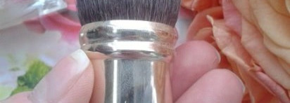 Самостоятельная.Невидимая.Идеальная. Рассыпчатая пудра Clarins Skin Illusion Mineral & Plant Extracts Loose Powder Foundation №103 (ivory)