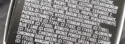 Глубокое синее море с Mac Fluidline Eye-liner Gel в оттенке Waveline