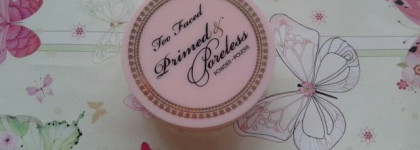 Матовая и гладкая кожа с пудрой Primed & Poreless Powder Too Faced