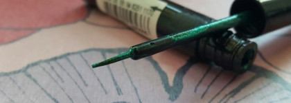 Космос с Faberlic. Жидкая цветная подводка для глаз Цветная Галактика №5440, 5441