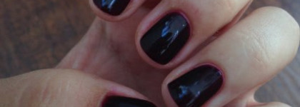 Тёмно-красный товарищ или лак MaxFactor Glossfinity 185 ruby fruit