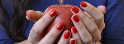 Моё ядовитое яблоко или лак для ногтей от Orly в оттенке "Poison apple"