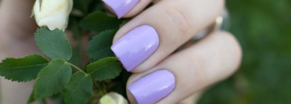 China Glaze - Lotus Begin и Grass is Lime Greener