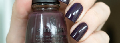 China Glaze - What Are You A-Freight Of?