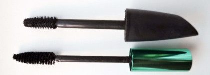 Тушь для объёма и удлинения ресниц Revlon Grow Luscious в оттенках 001 (Blackest Black) и 003 (Blackened Brown)