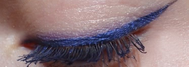 Yves Saint Laurent. Mascara Volume Effet Faux Cils Baby Doll  № 04, Indiscreet Purple