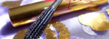 Yves Saint Laurent. Mascara Volume Effet Faux Cils Baby Doll  № 04, Indiscreet Purple