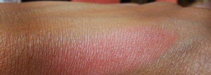 YSL 2013 Fall Winter Makeup. Yves Saint Laurent. Blush Radiance № 09, Poppy Coral