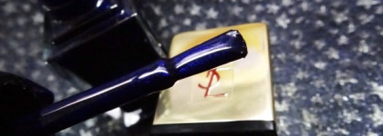 Yves Saint Laurent. La Laque Couture Nail #17, Bleu Cobalt