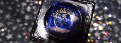 Yves Saint Laurent. La Laque Couture Nail #17, Bleu Cobalt