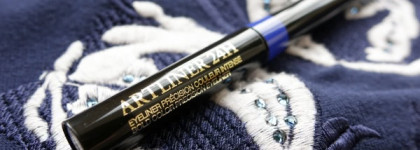 Lancome. Artliner 24H Bold Color Precision Eyeliner #03, Sapphire