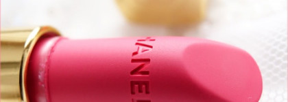 Две красавицы Chanel Rouge Allure Velvet Luminous Matte Lip Colour #42, L'eclatante, #43, La Favorite