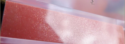 Yves Saint Laurent Golden Gloss Shimmering Lip Gloss 50 Golden Peach