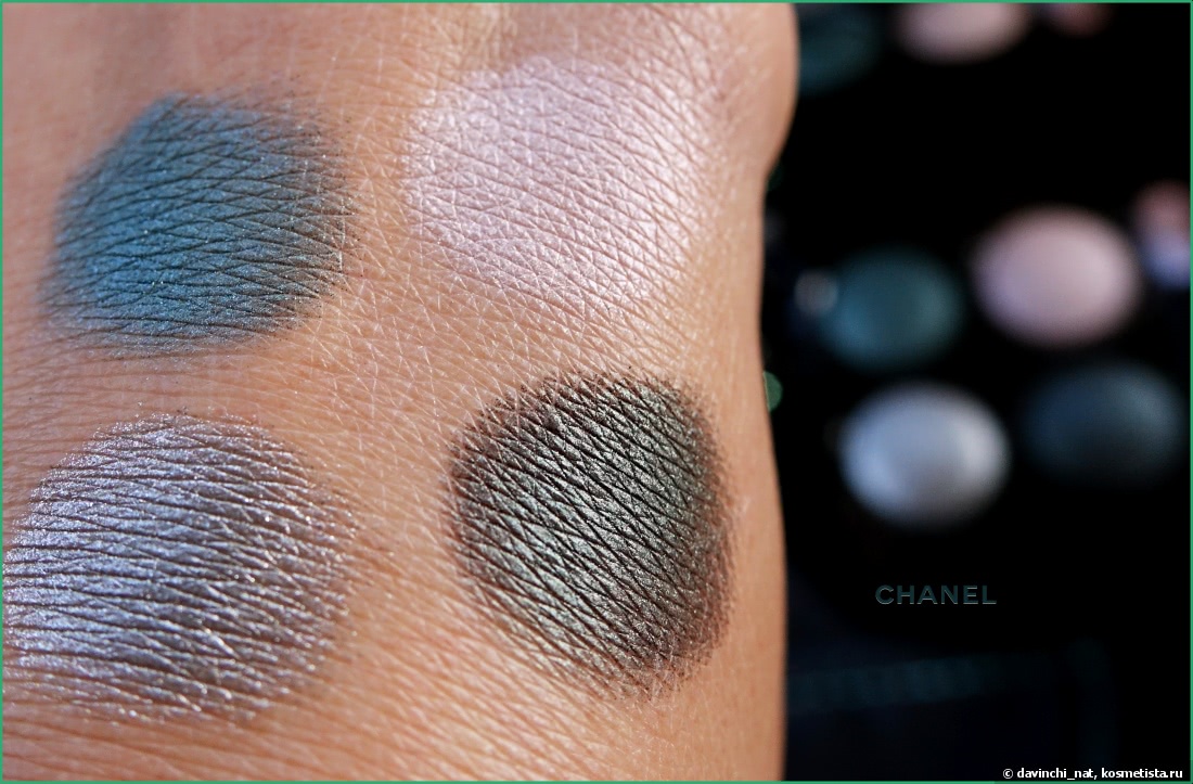 Chanel Les 4 Ombres Multi Effect Quadra Eyeshadow 232 Tisse Venitien.