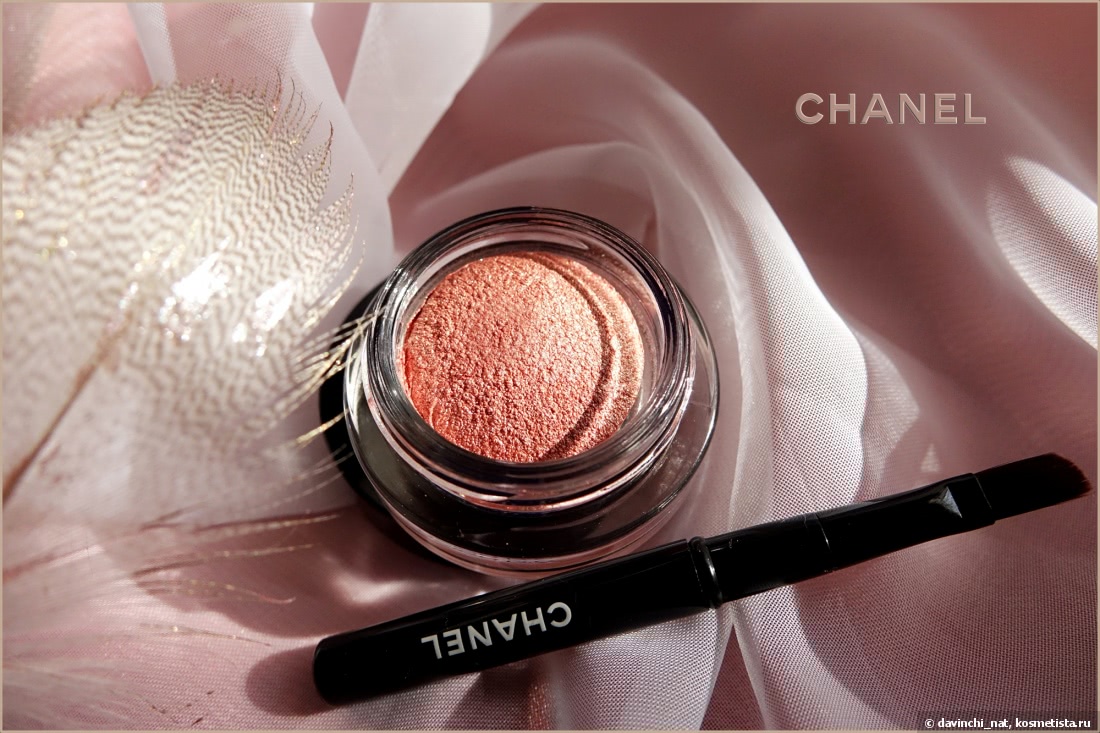 Chanel 827 INITATION, 837 FATAL Illusion d'Ombre Long Wear Luminous  Eyeshadow Swatches, Review & EOTD - Nuit Infinie de Chanel Holiday 2013 -  Blushing Noir