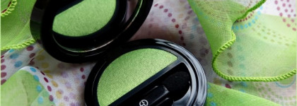 Когда хочется праздника и зелени. Giorgio Armani Eyes To Kill Macro-Color Eyeshadow Solo  #17 Green Viper