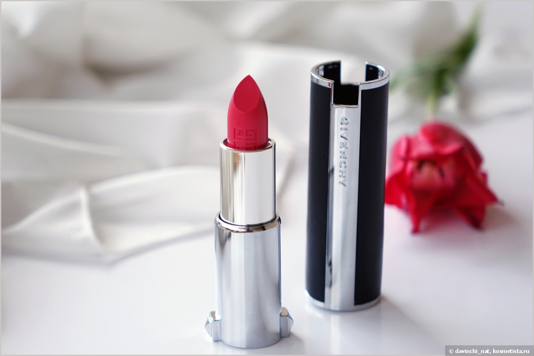 Яркий мир. Givenchy Le Rouge Lipstick 